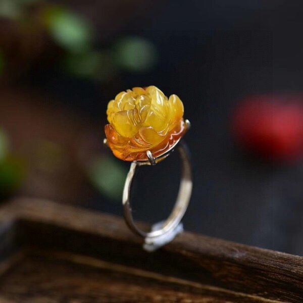 Natural Honey Wax Peony Flower Ring, s925 Sterling Silver Inlay, Size: 13.6 * 15.4mm2310059645