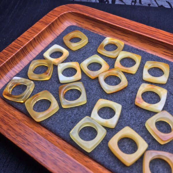 Honey wax small piece ✨ Specification 12-15mm 💗2410009365