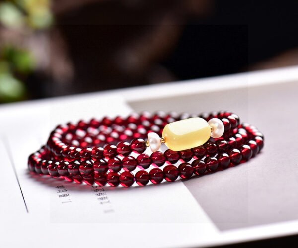 Exclusive design 👍 Natural Wine Red Garnet Three Ring Bracelet, with bead diameters of 4.8 to 4.9 millimeters2410135624