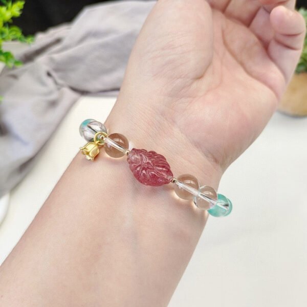 Natural White Crystal ➕ Strawberry crystal nine tailed fox beads with a diameter of 10 millimeters,2410045126