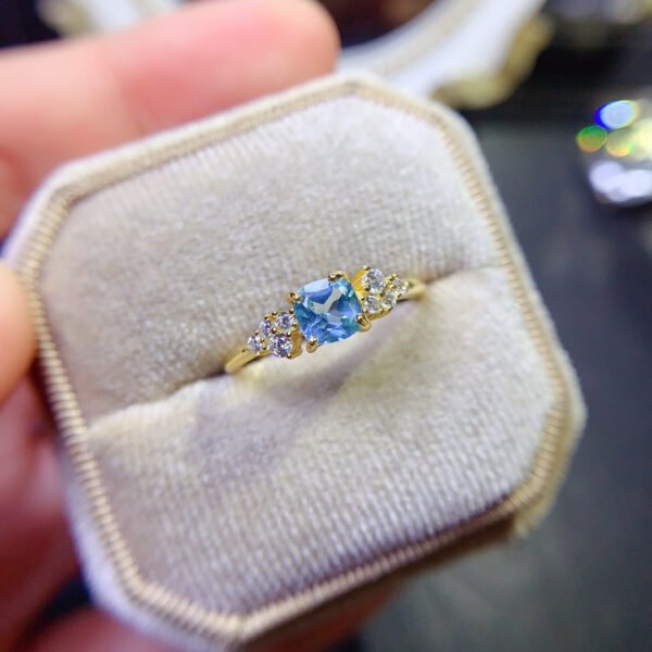 Natural Swiss Blue Topaz Stone Ring, with a main stone size of 5mm square,2610099352