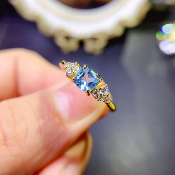 Natural Swiss Blue Topaz Stone Ring, with a main stone size of 5mm square,2610099352