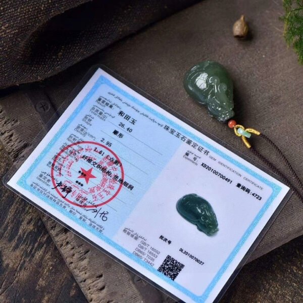 Natural selection of Hetian Jade Dragon Turtle Pendant, the size of the pendant is about 40 * 26.1 * 19.4mm2710159461