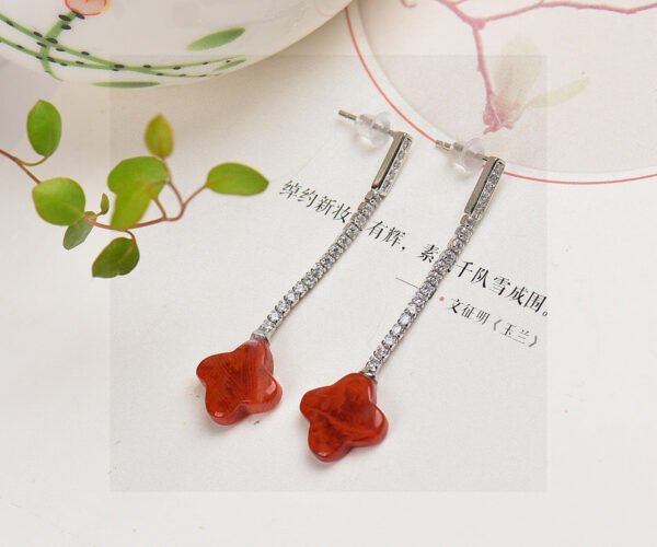 Light Luxury South Red Eardrop Earline Series, with a specification of approximately 12mm2710055145