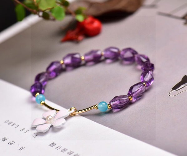 Natural Brazilian amethyst accompanying bracelet, size 7.5 * 8.32710039467