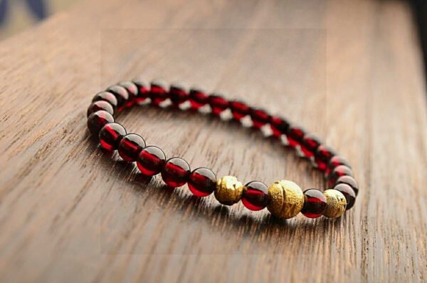 Natural wine red garnet single loop bracelet with a bead diameter of 6.7 millimeters2710109648