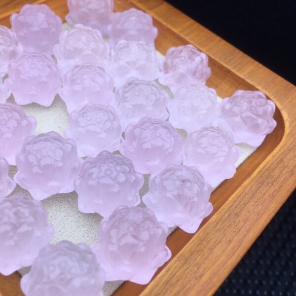 Pink crystal lotus small piece 💕 Specification 18mm ✨2810009163