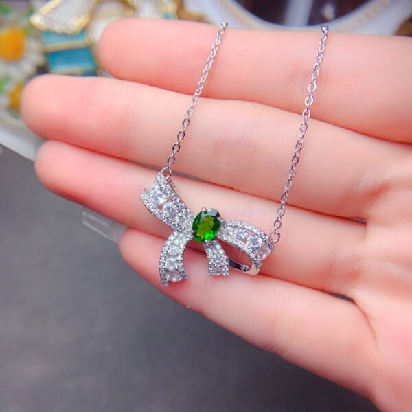 Pure natural Russian diopside necklace! Main stone 5 * 7mm2810140162