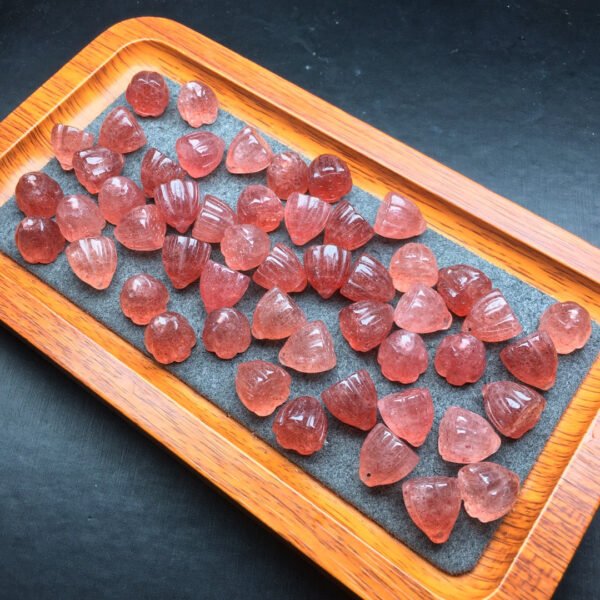 Strawberry crystal lotus seed small piece 💕 Specification 12mm ✨ 2910006.5124