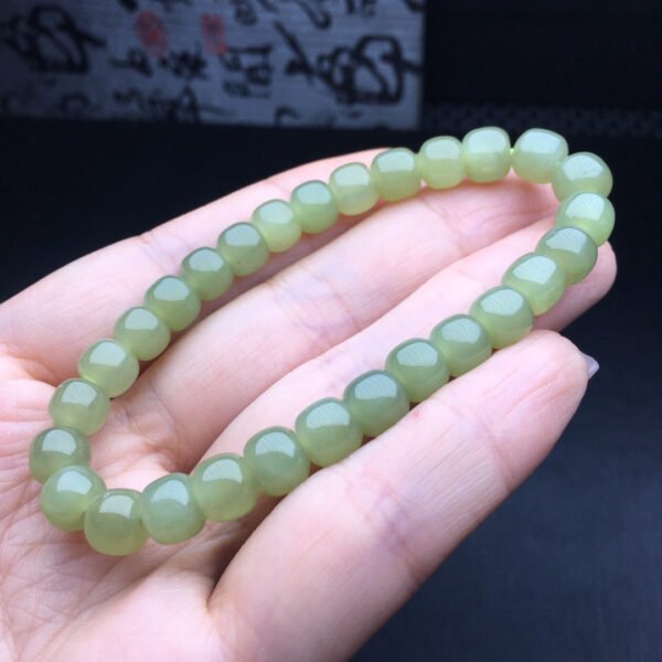 Hotan Jade Old shaped Bead Bracelet 💕 Specification 7mm2910045164