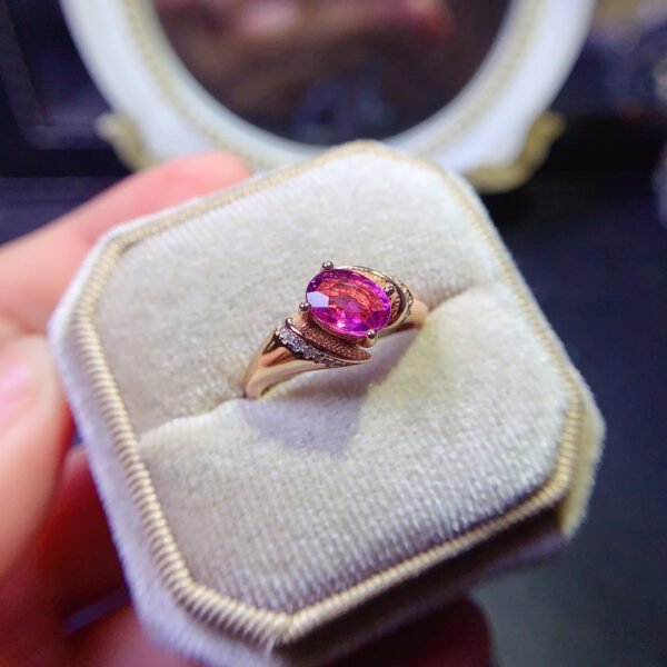 Natural Powder Topa Ring Main Stone 6 * 8mm3110110154