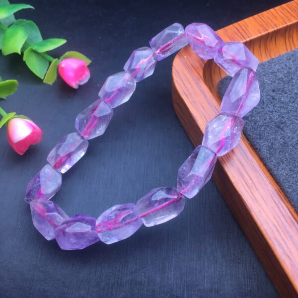 Amethyst Gradient Shaped Bracelet 💕 Specification 8mm ✨0211031166