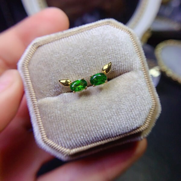 Pure natural Russian diopside earrings, main stone size 4 * 6mm0211095158