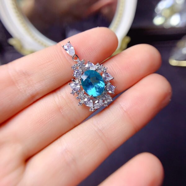 Natural apatite pendant, main stone 8 * 10mm0211290144