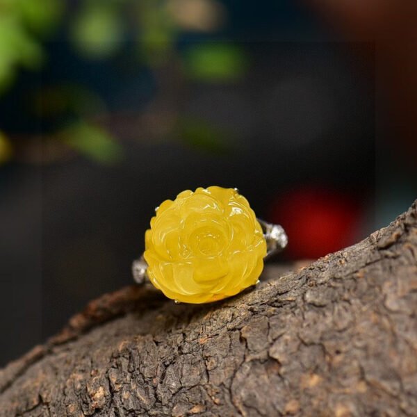 Natural Honey Wax Peony Flower Ring, Size: 16 * 14.4mm0311065187