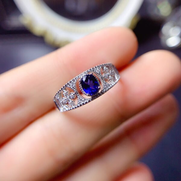 Natural sapphire ring, main stone 4 * 5mm0411130169