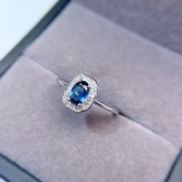 Natural sapphire ring, main stone 4 * 6mm0411170543