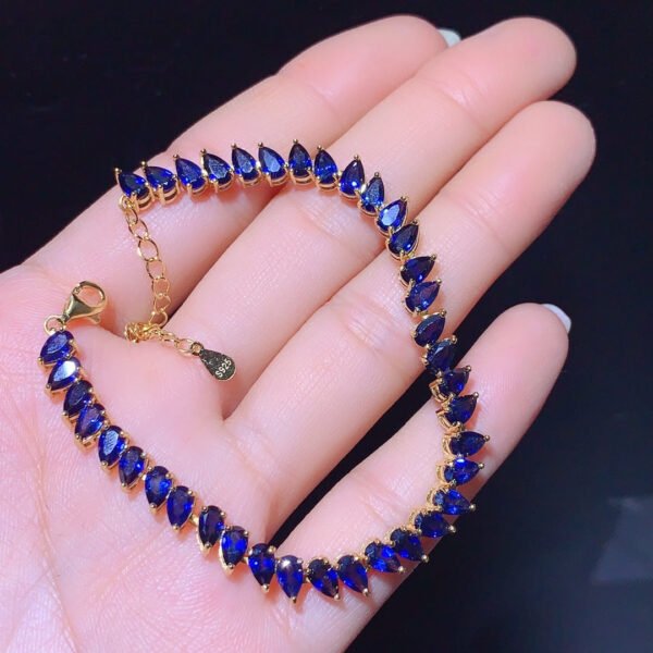 Natural Sri Lankan sapphire bracelet, main stone size 3 * 5mm0811499136