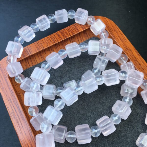 Powder crystal sugar bracelet 💕 Specification 9mm ✨1110020133