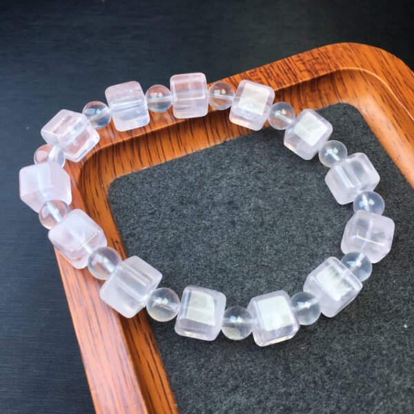 Powder crystal sugar bracelet 💕 Specification 9mm ✨1110020133