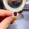 Pure natural garnet ring, with a main stone of 7 * 9mm.1116120433