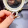 Pure natural garnet ring, with a main stone of 7 * 9mm.1116120433