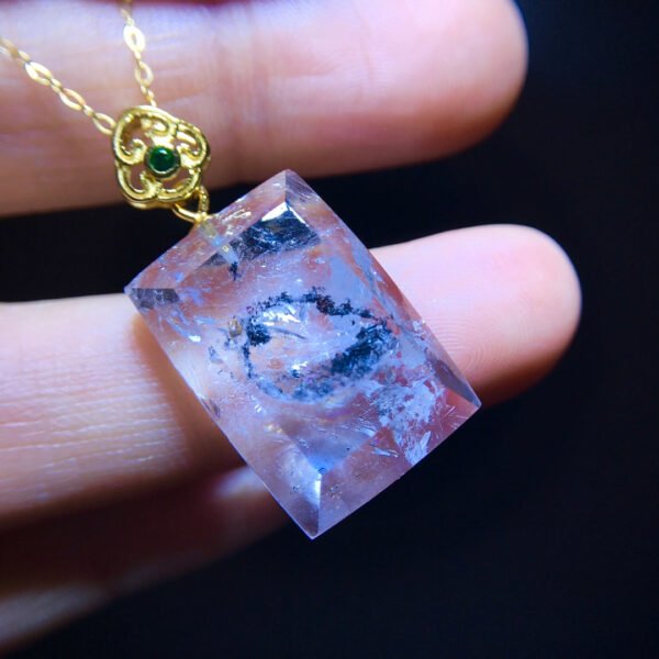 Rare natural water gallbladder black quicksand troublemaker pendant with a size of 21.2/15.4 milliliters1116268155