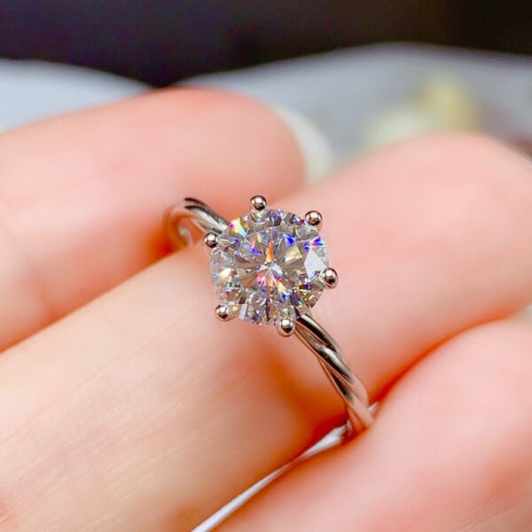 Classic Mosan Diamond Ring Main Stone 1 Carat, Round 6.5mm1117095188