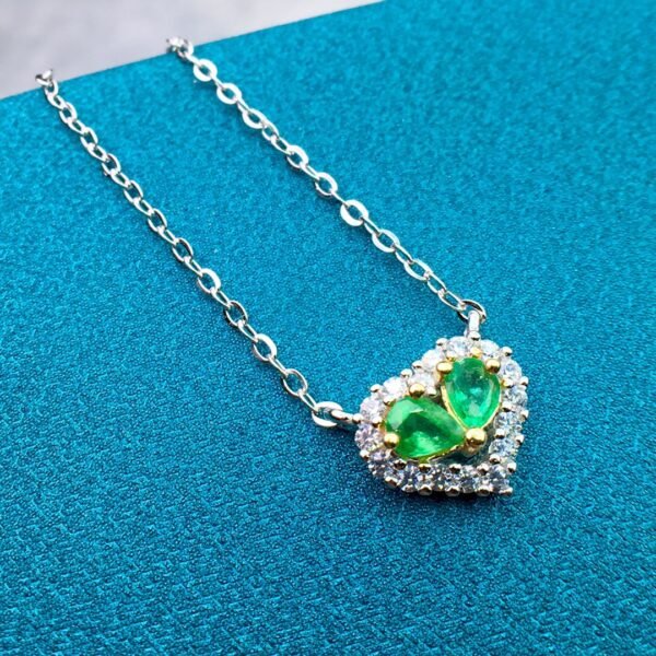 A pure natural Colombian emerald necklace with a ring face of 3 * 4mm,1117140255