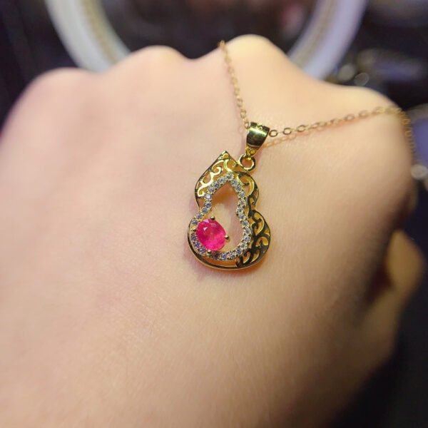 Pure Natural Burnless Papalacha Powder Blue Treasure Pendant, Size 4 * 5mm1117199854