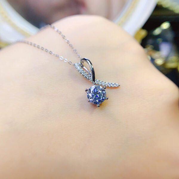 Mosang Diamond Pendant, Main Stone 1 Carat, Round 6.5mm1118110288