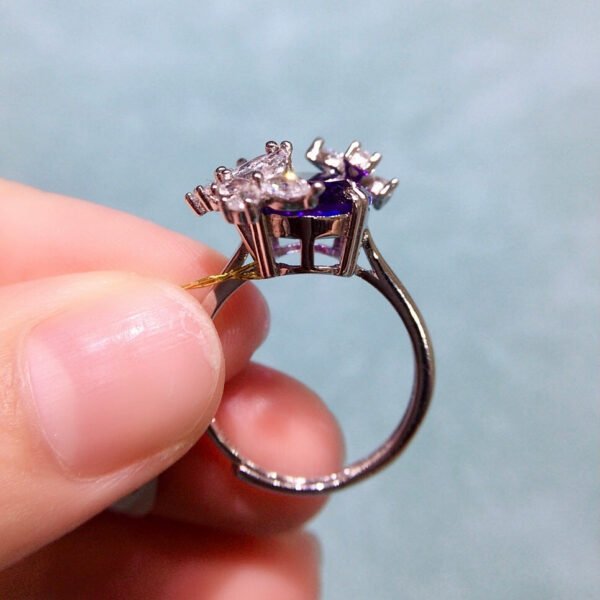 Natural Brazilian amethyst ring, main stone size 10 * 14mm1118140122