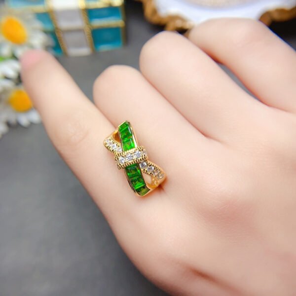 Natural diopside ring, main stone size 3mm square1118140244